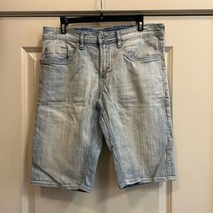 MENS Buffalo David Bitton Light Wash Denim Shorts - size 32